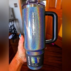 Stanley Midnight Glitz 30oz Pro-Tour Flip Straw NEW ( VAULT Purchase)